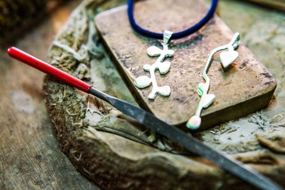 Ubud: 3-Hour Silver Jewelry Making Class - Inclusions and Amenities