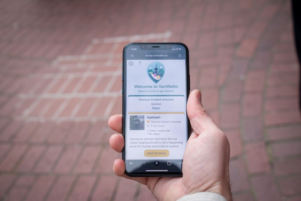 Vancouver: Self-Guided Smartphone Walking Tour of Gastown - Navigating Coal Harbours Scenic Trails