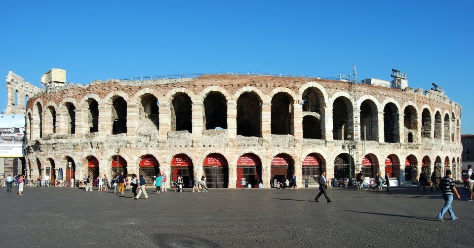 Welcome to Verona: Private Walking Tour With a Local - Customizing Your Walking Tour