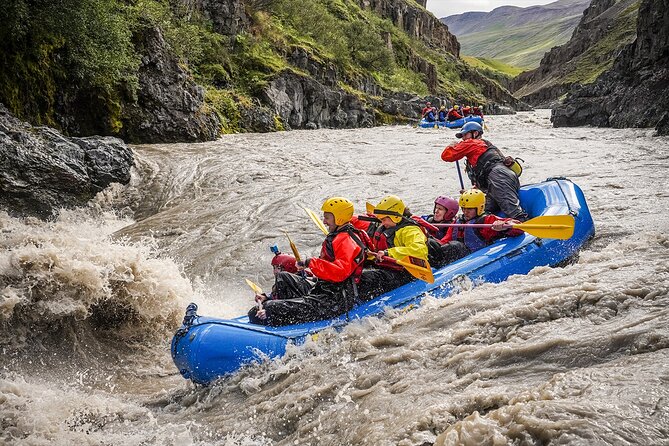 White Water Rafting Day Trip From Hafgrimssstadir: Grade 4 Rafting on the East Glacial River - The Riverside Experience