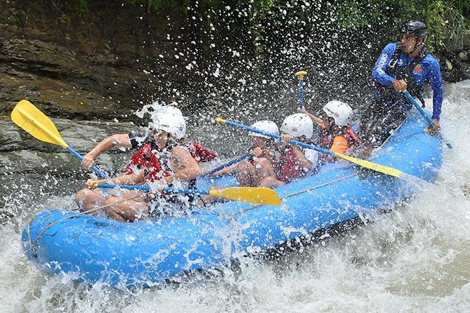 White Water Rafting Manuel Antonio Quepos Naranjo River - Amenities Included in the Trip