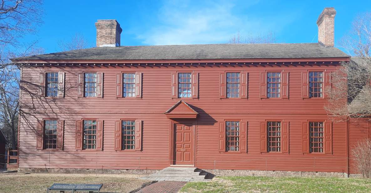 Williamsburg, VA: History of Slavery Guided Walking Tour - Domestic Vs. Plantation Slavery