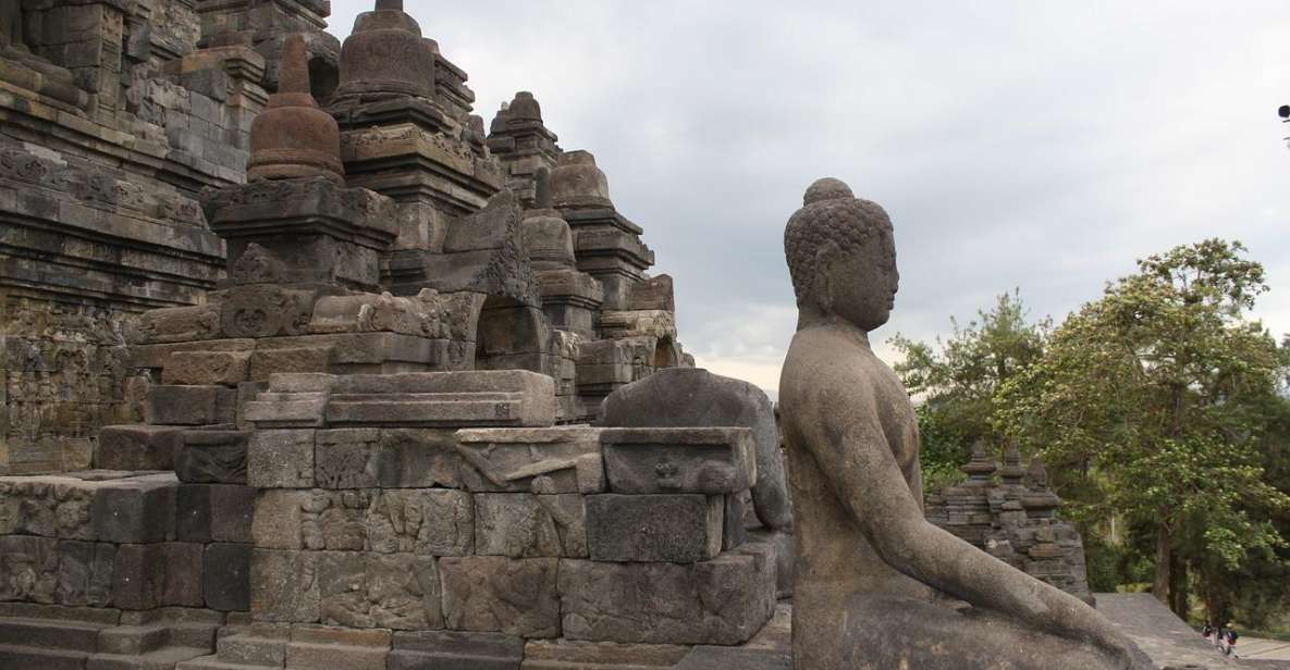 Yogyakarta: Borobudur Sunrise, Merapi & Prambanan Full Day - Discovering Prambanan Temple Grandeur