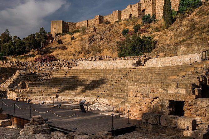 1.5-Hour Roman Theater and Alcazaba Castle Walking Tour - Discovering Alcazaba Castle