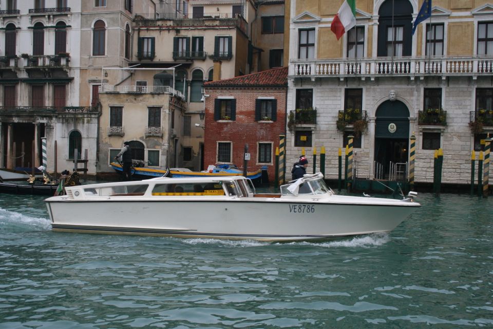 1-Hour Motor Boat Ride on Grand Canal - Important Information for Guests