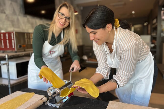 1 Hour Pasta Making Class in Rome - Accessibility and Accommodations