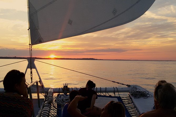 2 Hour Champagne Sunset Cruise From Grace Bay, Providenciales (Adult Only) - Beach Pickup and Drop-off