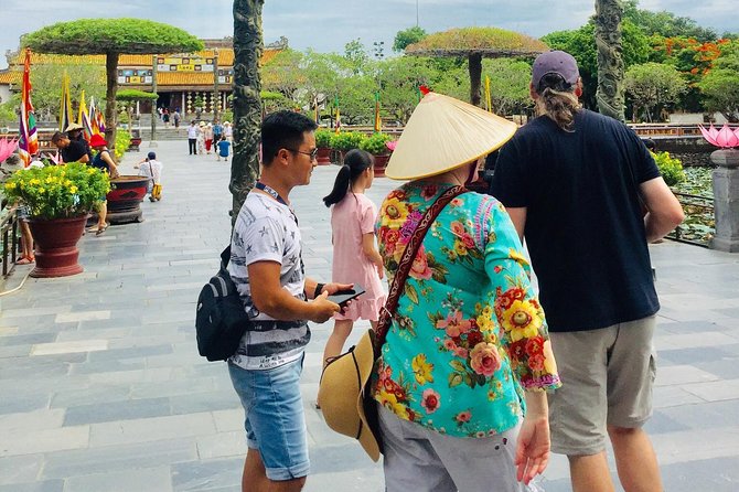 2,5 Hours Walking Tour Inside Hue Imperial City - Engaging Narratives From the Past