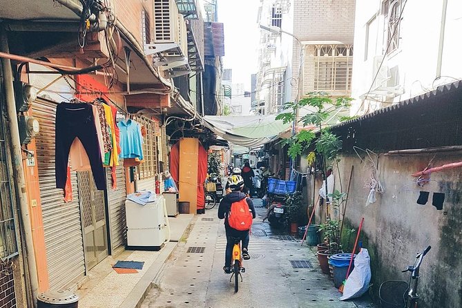 4-Hour Morning Cycling Tour in Taipei (Incl. Breakfast) - Confirmation and Booking