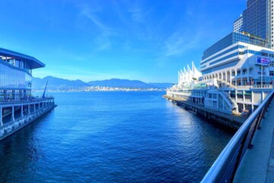 4 Unforgettable Hours in Vancouver - Cultural Immersion in the City