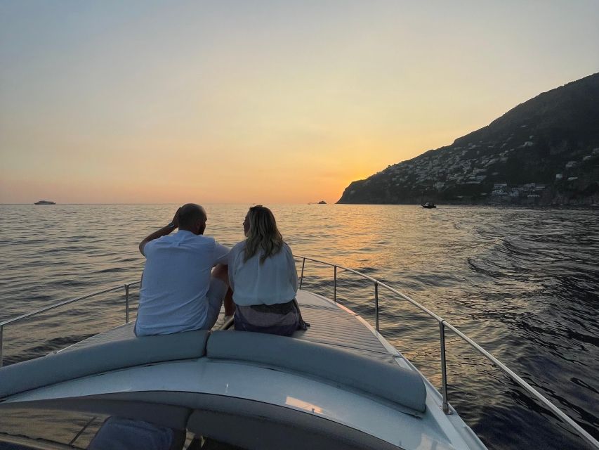 Amalfi Coast: Scenic Boat Private Tour With Aperitif - Important Information