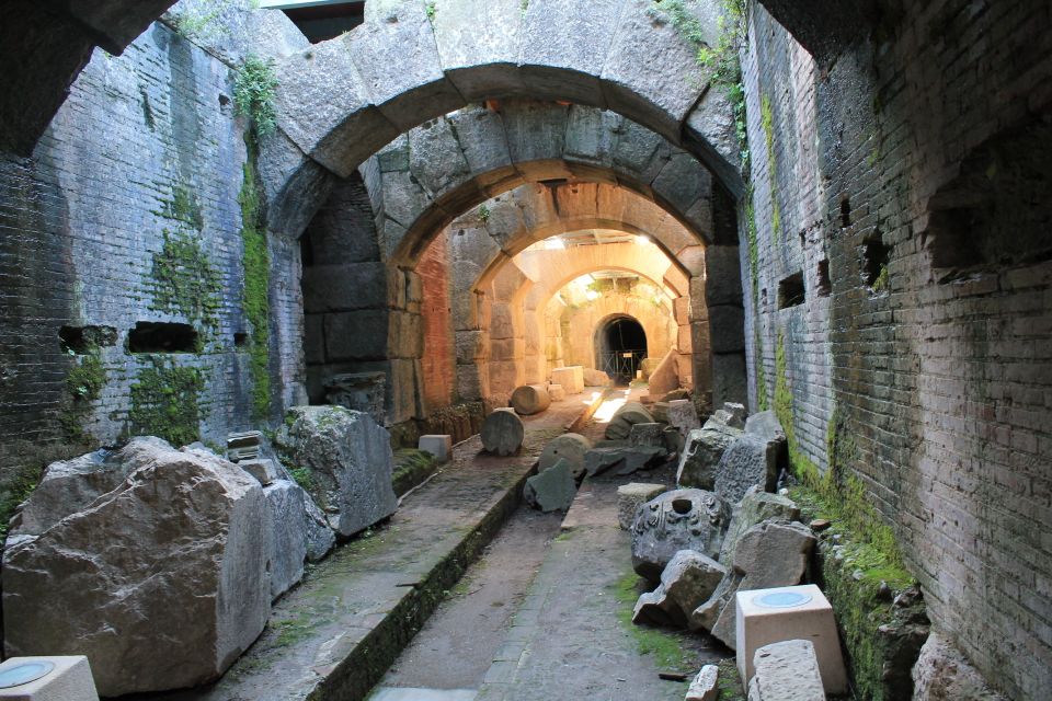 Amphitheater of Ancient Capua: 2-Hour Private Guided Tour - Meeting Point and Accessibility