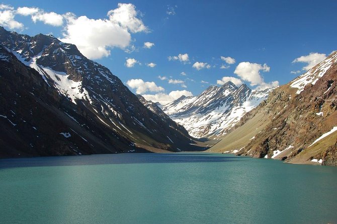 Andes Tour to Portillo Inca Lagoon With San Esteban Vineyard Empanada & Wine - Inclusions and Amenities