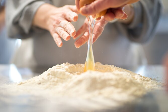 Authentic Pasta Class in Florence - Meeting Point and Accessibility