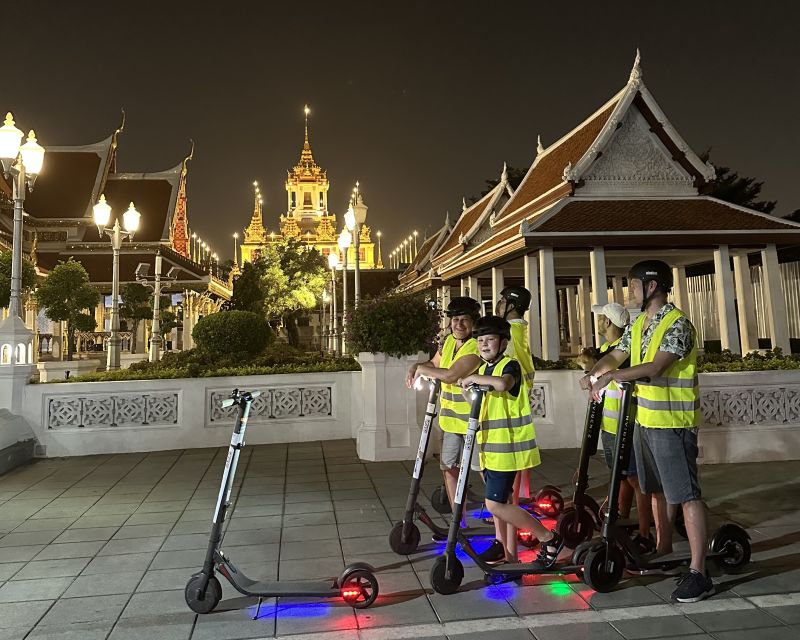 Bangkok: Electric Scooter Tour by Night - Experiencing Pak Khlong Talat Flower Market