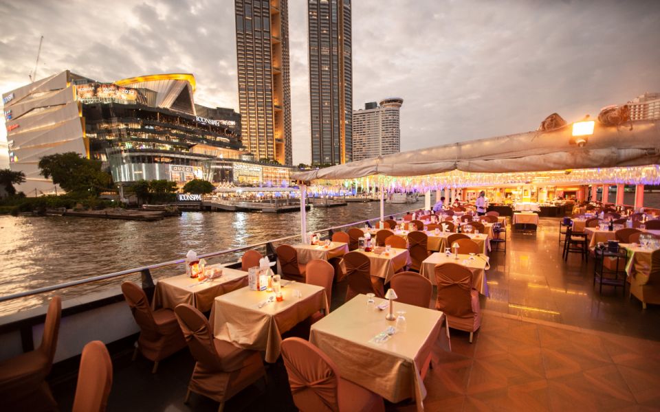 Bangkok: Grand Chao Phraya Dinner Cruise With Live Show - Buffet Dinner and Cuisine