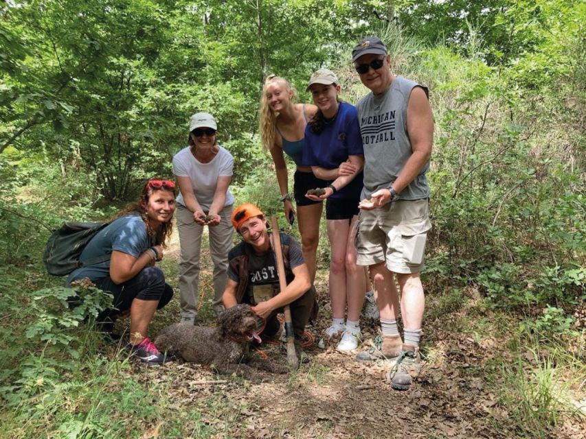 Barberino Tavarnelle: Truffle Hunt Tour With Lunch or Dinner - Immersive Nature Experience