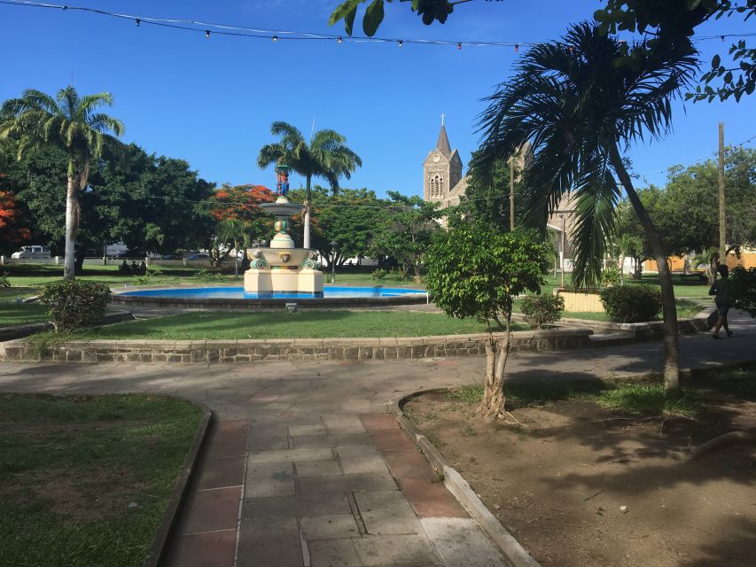 Basseterre: Discover Saint Kitts & Beach Tour - Exclusive Beach at Frigate Bay