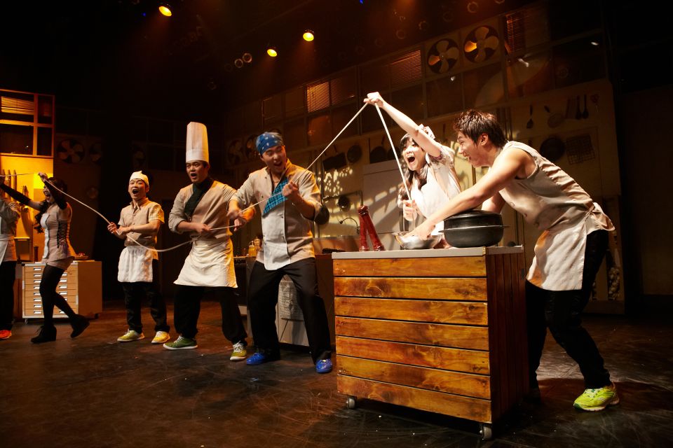 Beatbox, B-boying & Bibimbap: New Korean-Style Musical Chef - Competitive Cook-off Between Chefs