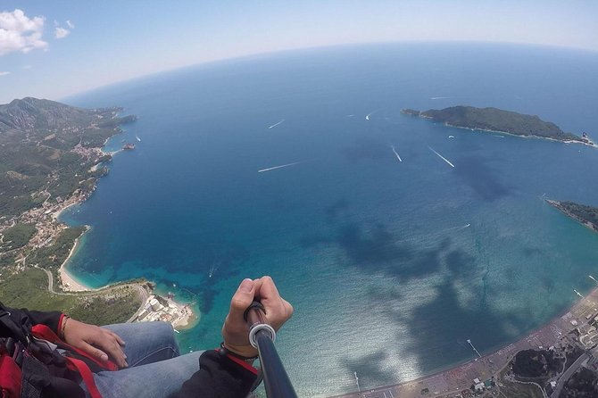 Bečići Standard Paragliding - Pilot and Equipment