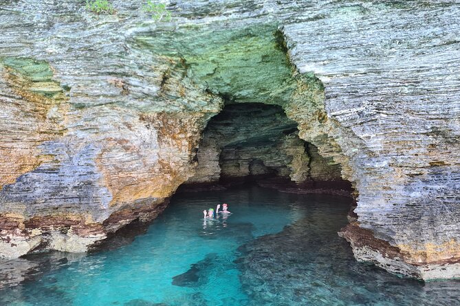 Bermuda Private Boat Charter: Snorkel, Cliff Jumping & Sightseeing - Safety and Accessibility Details