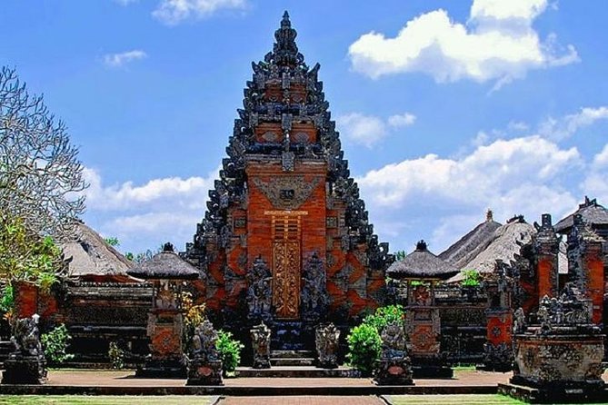 Best of Ubud Private Day Tour With All Inclusive - Transportation and Accommodations