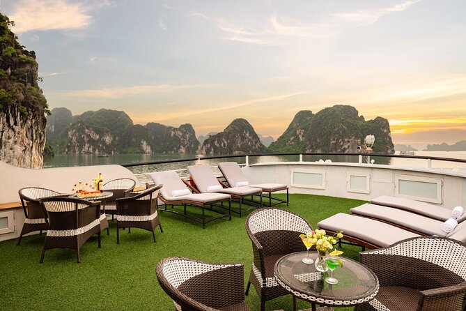 BEST SELLER - Halong 5 Star Day Cruise: Buffet Lunch, Wine& Fruit - Cruise Itinerary and Activities