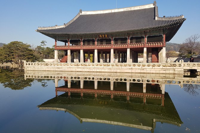 Best Walking Tour to Gyeongbok Palace N Bukchon With Expert - Inclusions and Meeting Details