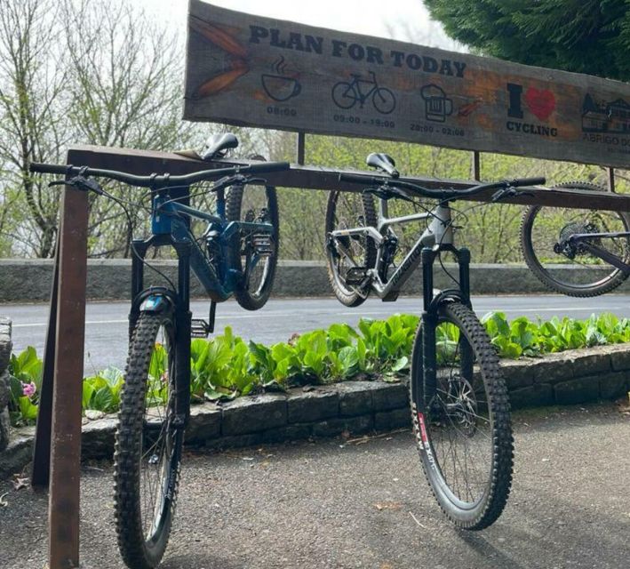 BIKE TOUR - BOTANICAL LEVELS OF MADEIRA, TRAIL EXPERIENCE - Bike Equipment