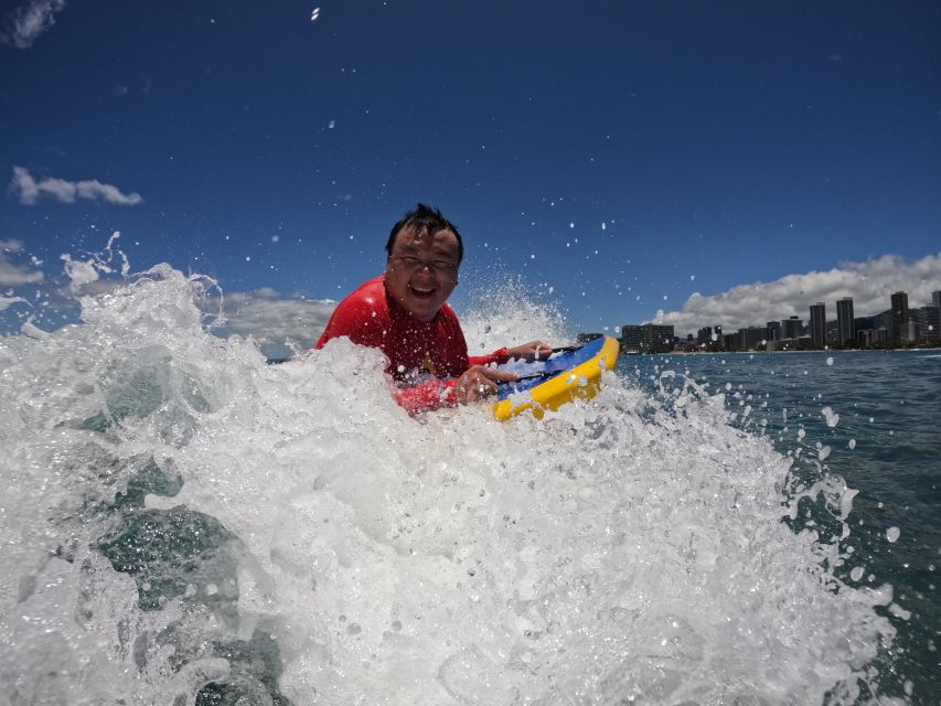 Bodyboard Lesson in Waikiki, 3 or More Students, 13+ - Unsuitable Participants