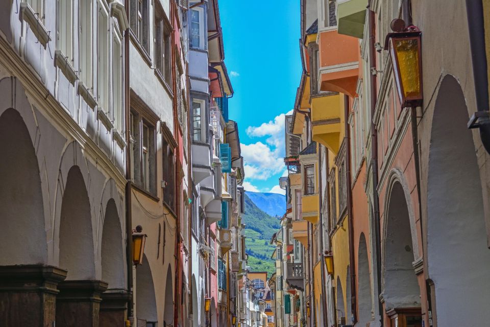 Bolzano: Private Street Food Walking Tour - Discover Fascinating History