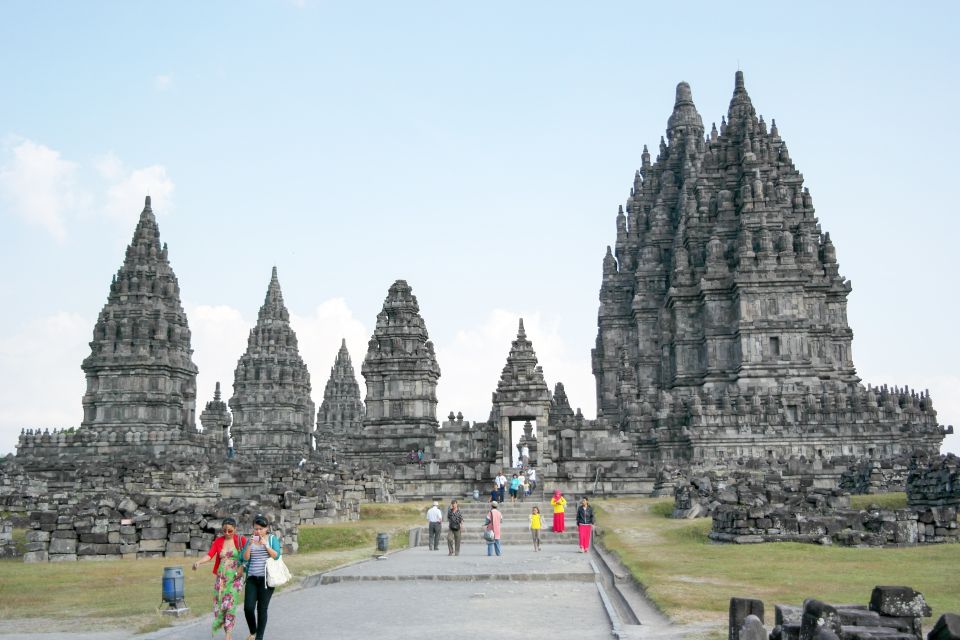 Borobudur Sunrise, Merapi Volcano & Prambanan Full Day Tour - Important Information