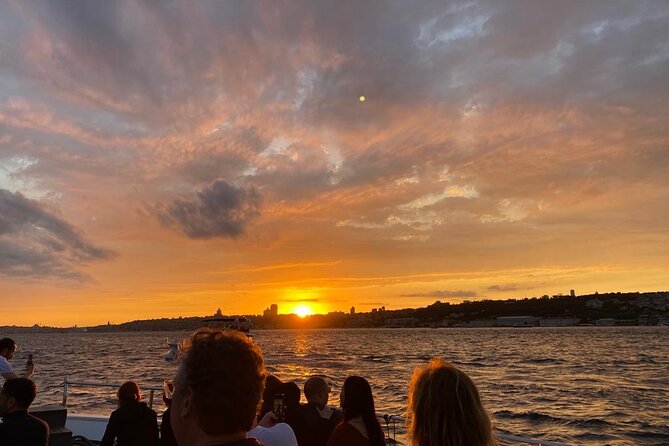 Bosphorus Sunset Cruise Tour, Feel Special On A Luxury Yacht - Review Highlights