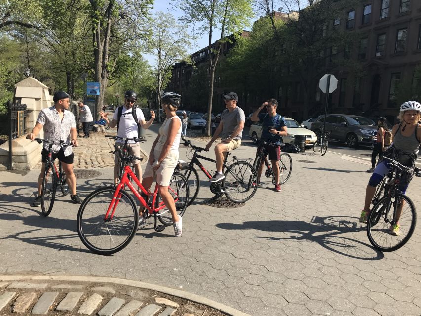 Brooklyn: Half-Day Cycling Tour - Visiting Historic and Redeveloped Sites