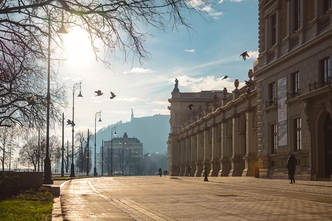 Budapest Romantic Private Tuk Tuk Tour - Tuk Tuk Capacity and Comfort