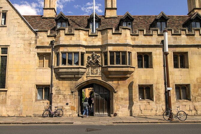 Cambridge Highlights Walking Tour by Cantab Tours - Meeting Point and Pickup