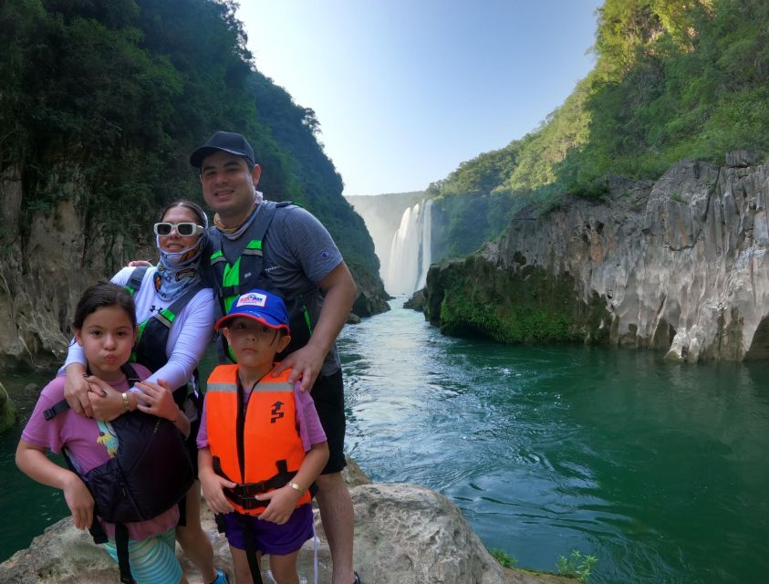 Canoe Ride to Tamul Waterfall From San Luis Potosi - Swimming Through Rapids