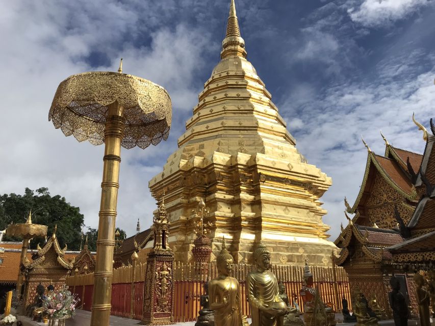 Chiang Mai: Doi Suthep Temple & Elephant Sanctuary Day Trip - Climbing Doi Suthep Temple