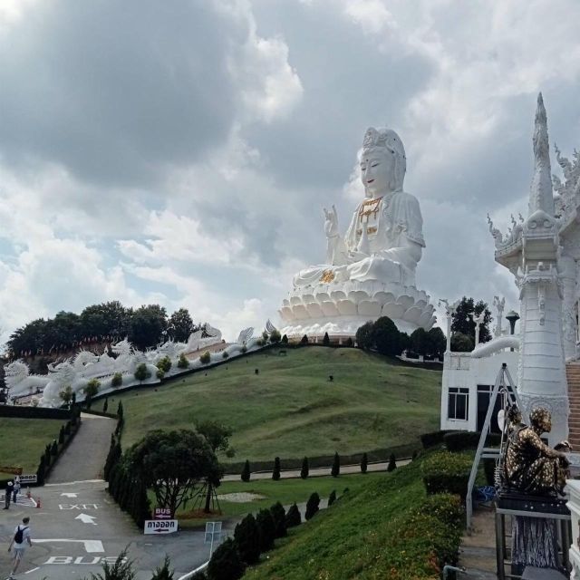 Chiang Rai White Temple, Blue Temple, Huay Pla Kang Temple, and Lalitta Cafe - Wat Rong Khun (White Temple)