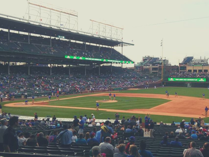 Chicago: Chicago Cubs Baseball Game Ticket at Wrigley Field - Convenient Mobile Ticketing