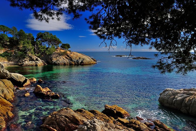 Costa Brava Small Group With Hotel Pick-Up and Boat Ride - Tossa De Mar Walking Tour