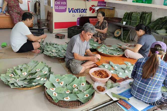 Da Nang Local Foods Exploring With Aodai Female Riders by Private - Professional English-speaking Guide and Rider