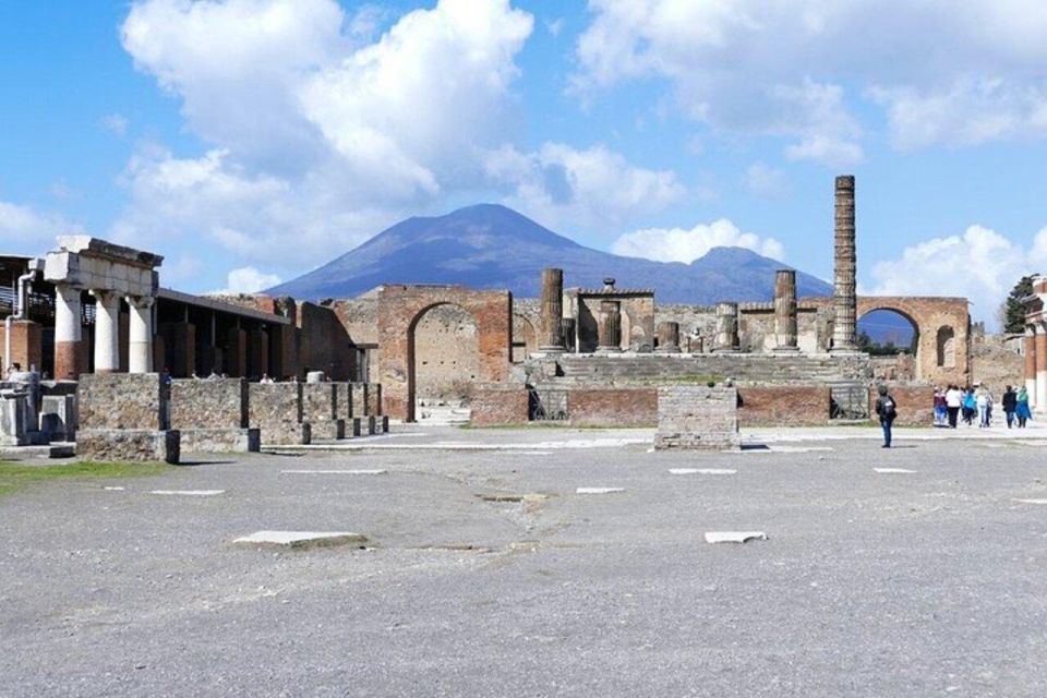 Deluxe Tour in Pompeii and Mount Vesuvius (Volcano) - Directions