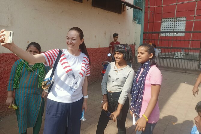 Dharavi Slum Tour - Recommended Attire and Transport