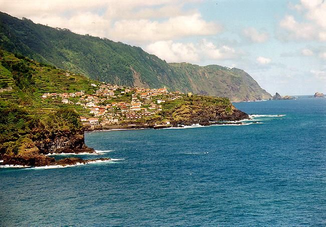 Discover Madeira: Full-Day Tour to Porto Moniz - Scenic Fishing Villages