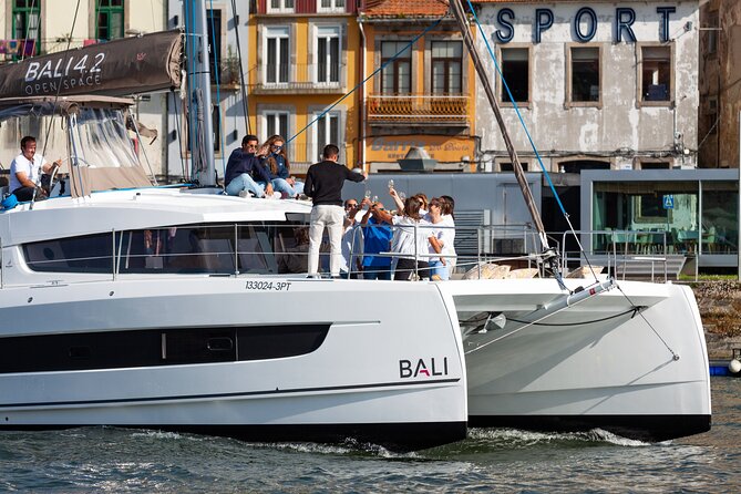 Douro River Sightseeing Sailing Cruise at Sunset or Daytime - Meeting Point and Pickup