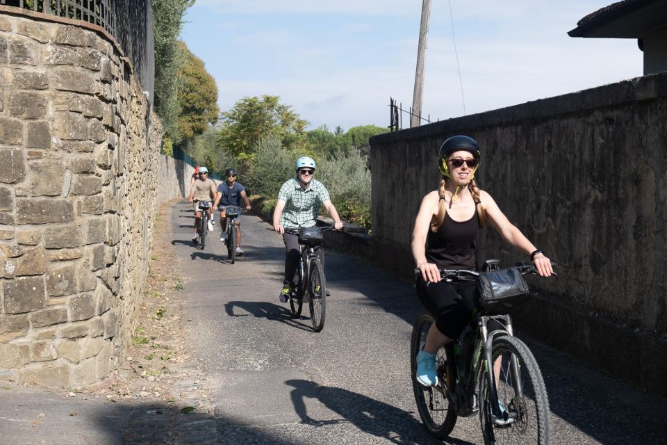 E-Bike Chianti Classico and Tuscany Tour With Lunch at Farm - Family-Owned Farm Experience