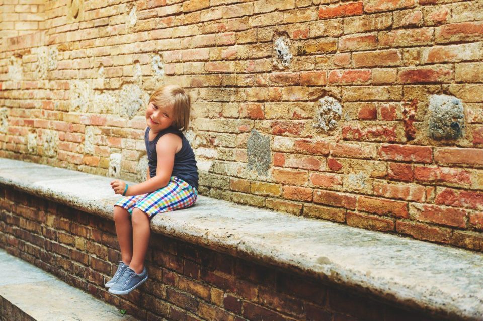 Fascinating Siena – Family Walking Tour - Traversing via Banchi Di Sopra