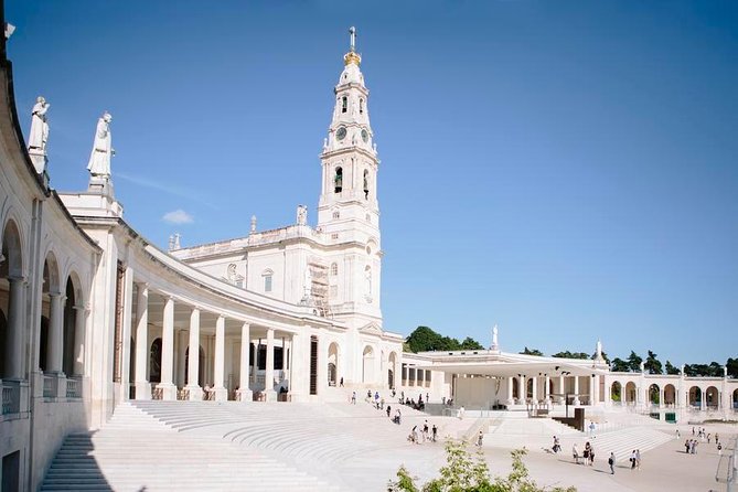 Fatima and Coimbra Full Day Tour With Optional Lunch - Logistics