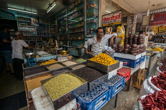 Five Senses Tour With Guide, Sightseeing, Bollywood Dance, Lunch & Spice Market - Tour Duration and Inclusions